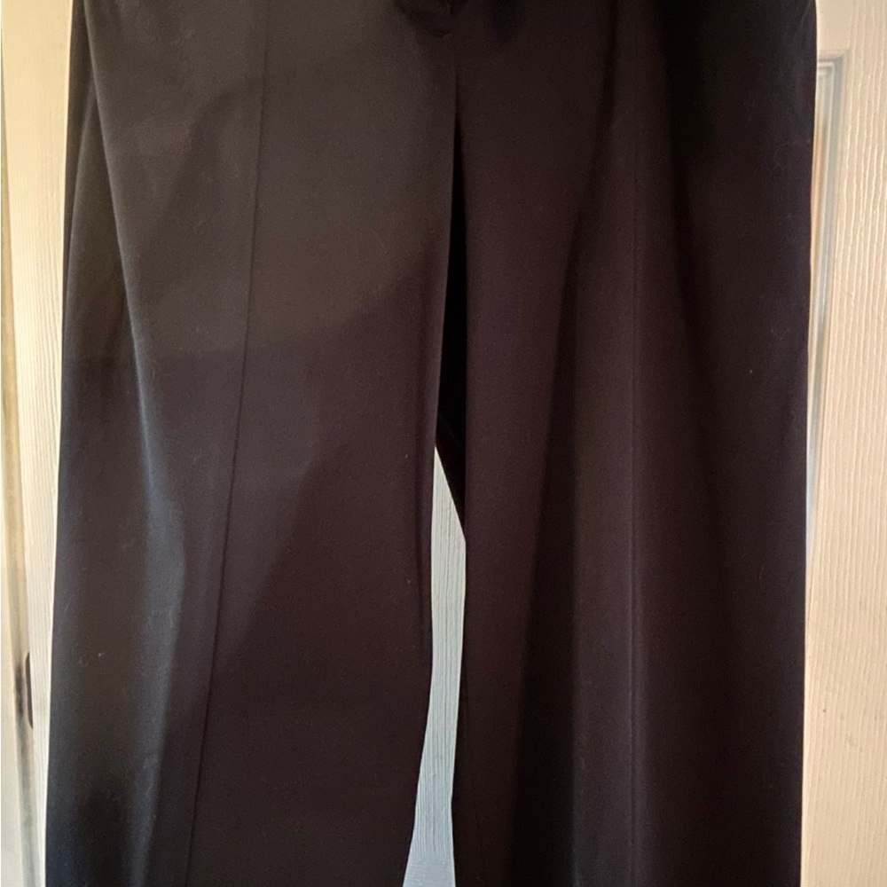 Worthington Black Ankle Cropped Pants
